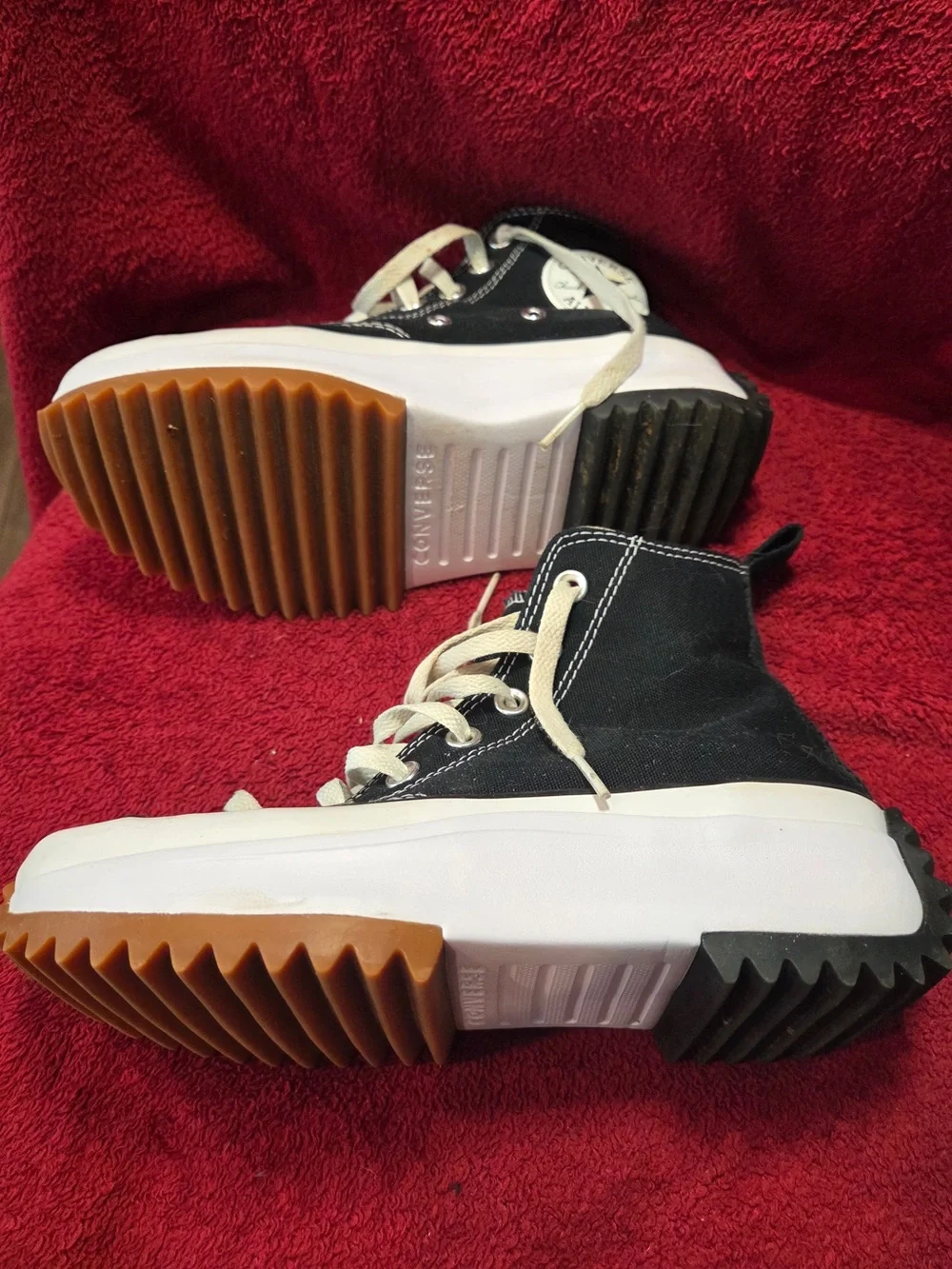 CONVERSE CHUCK TAYLOR ALL STAR RUN HIKE HI TOP PLATFORM SNEAKER